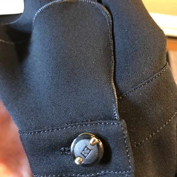 ✨ESCADA BLOUSE✨ - Picture 6 of 8